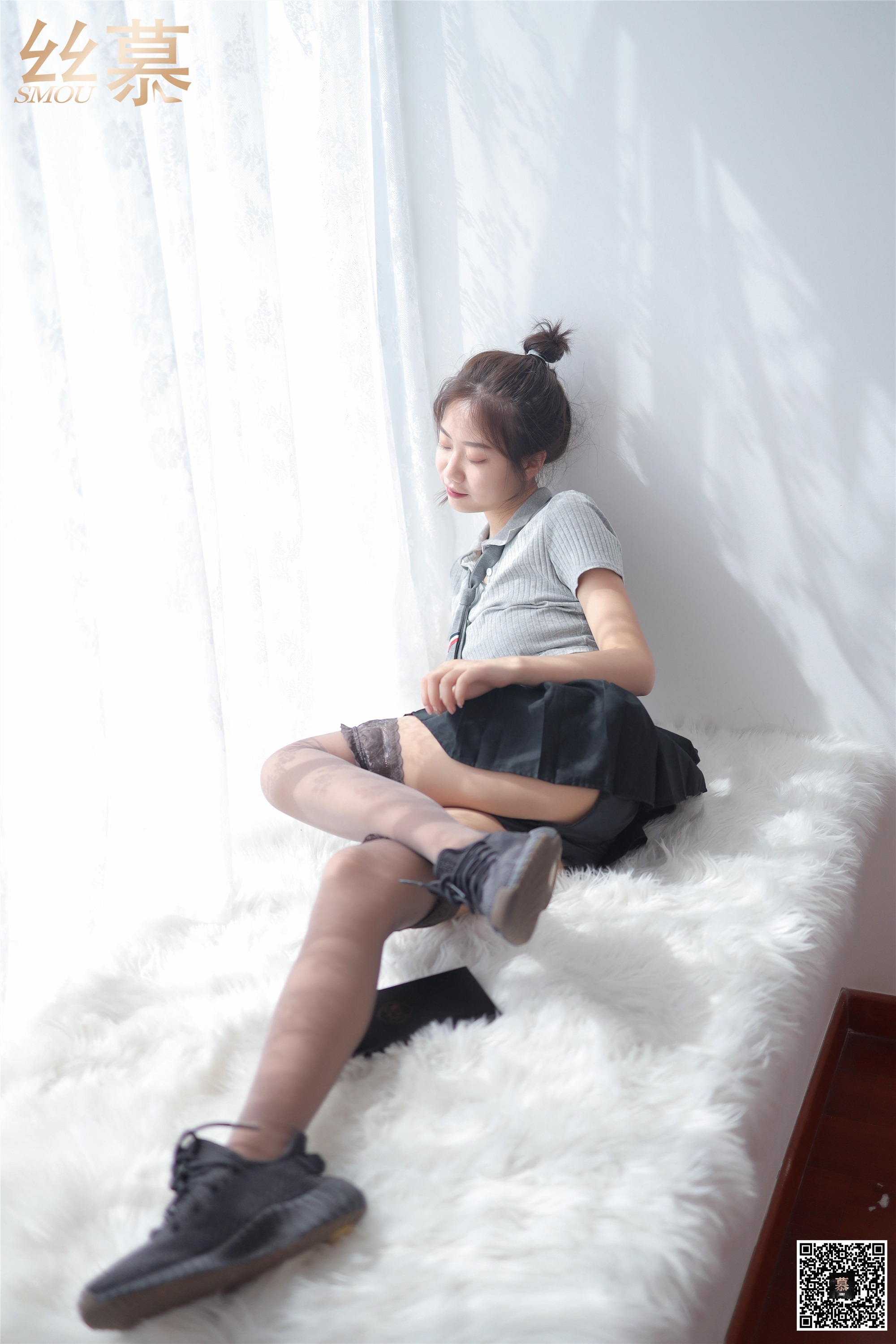 丝慕写真 特写集 TX041《缠在腿上的双丝诱惑-米朵》